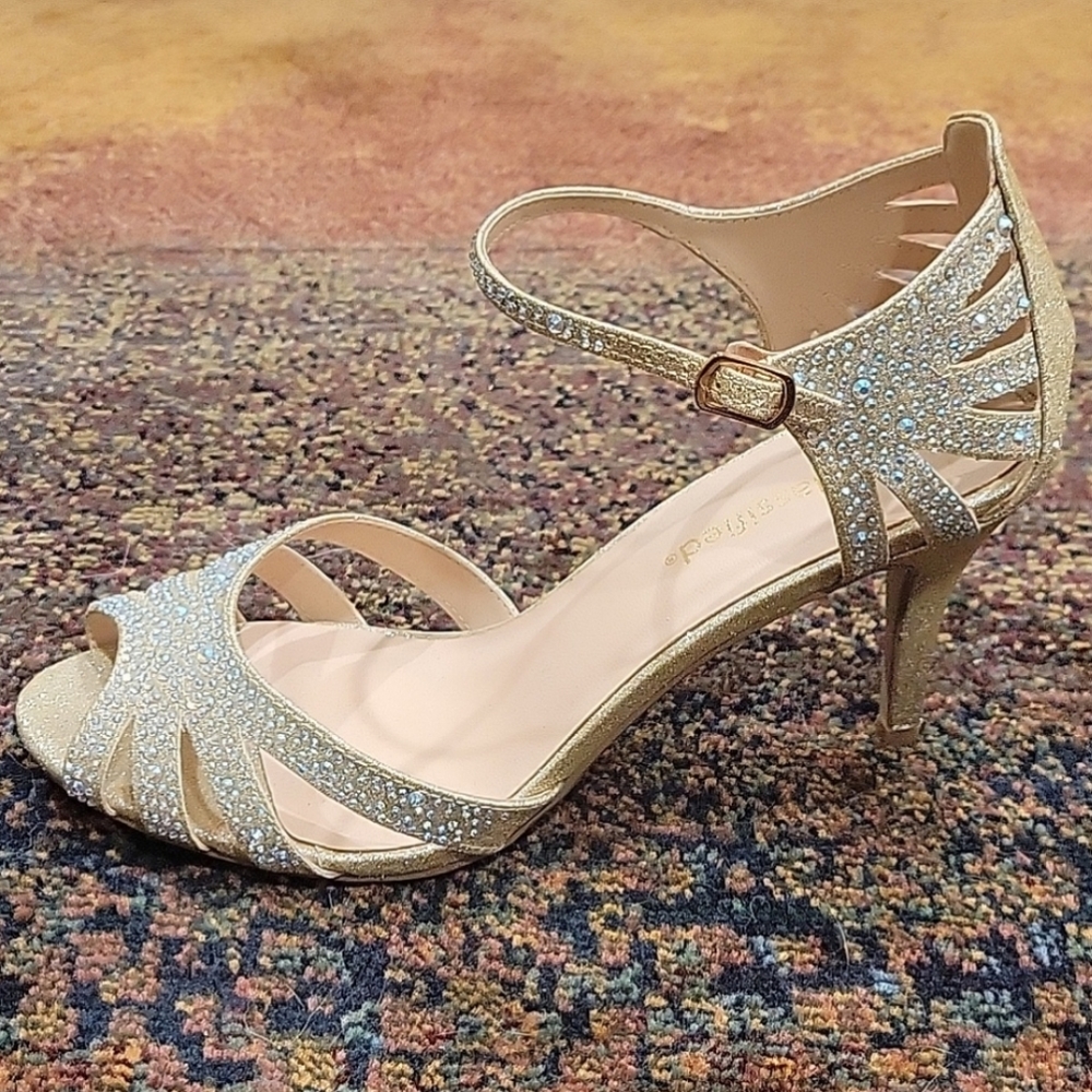 City classified heels